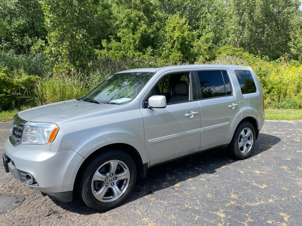 2015 Honda Pilot Image 1