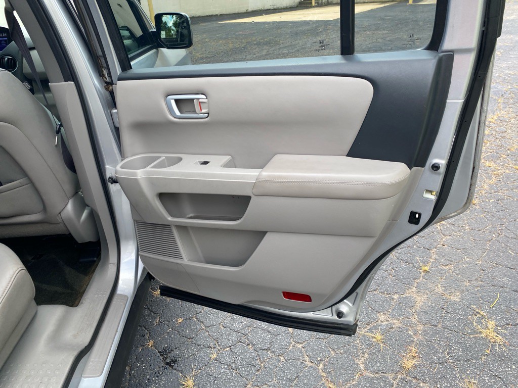 2015 Honda Pilot Image 26