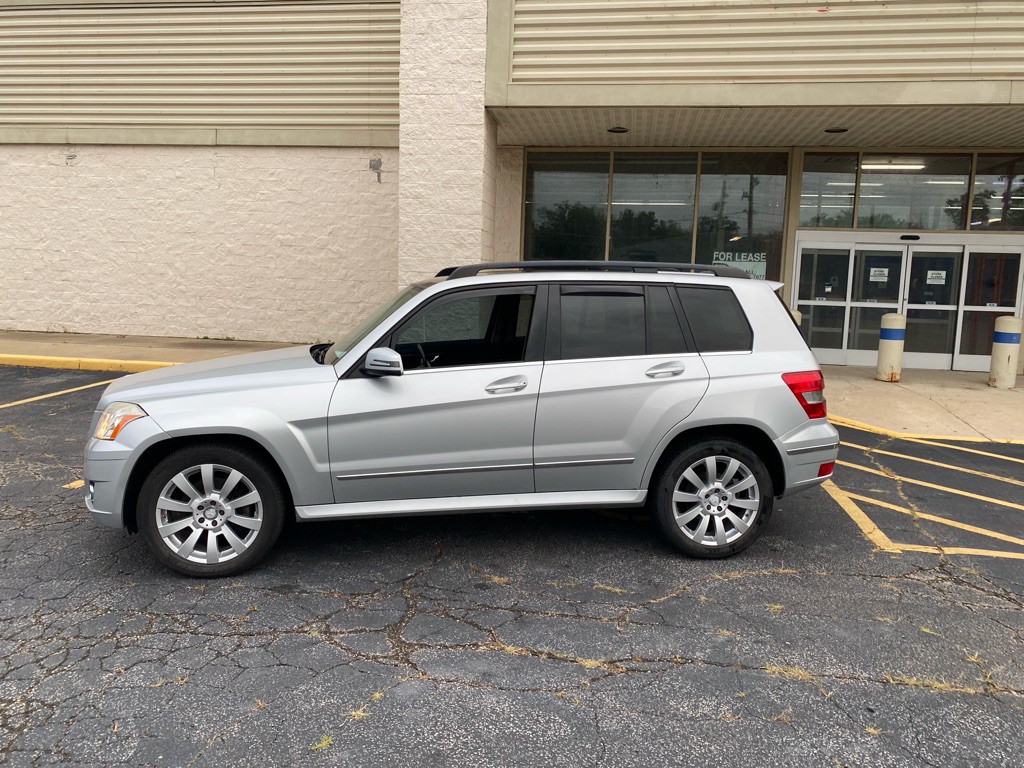 2012 Mercedes-Benz GLK-Class Image 2