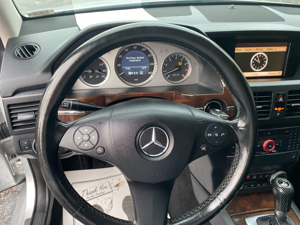 2012 Mercedes-Benz GLK-Class Image 11