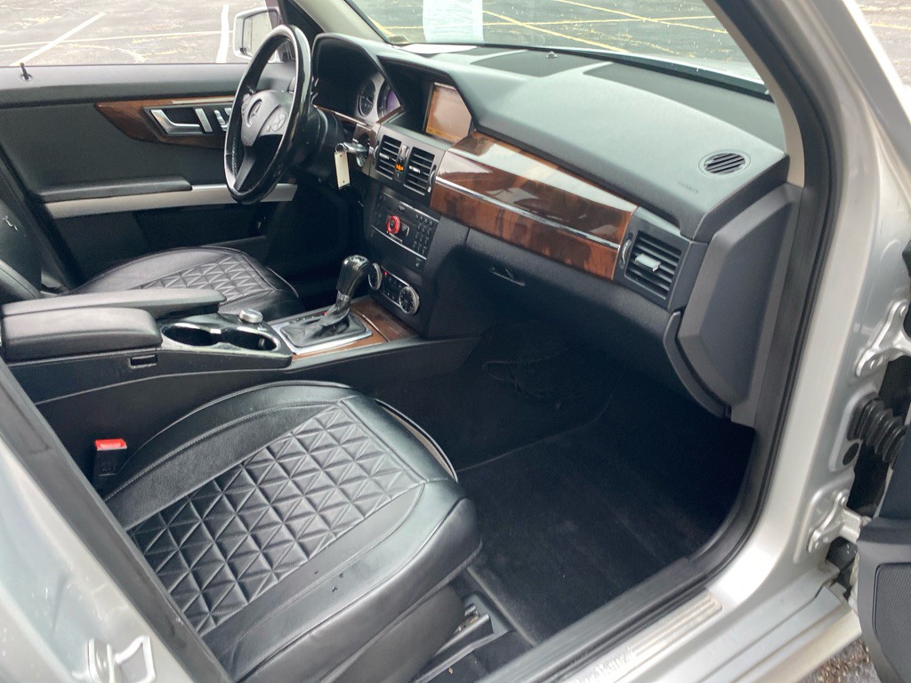 2012 Mercedes-Benz GLK-Class Image 24