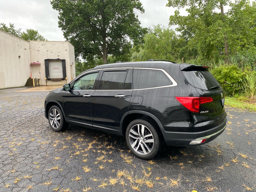 2017 Honda Pilot Image 3