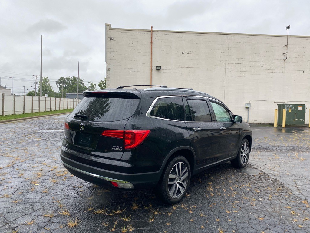 2017 Honda Pilot Image 5