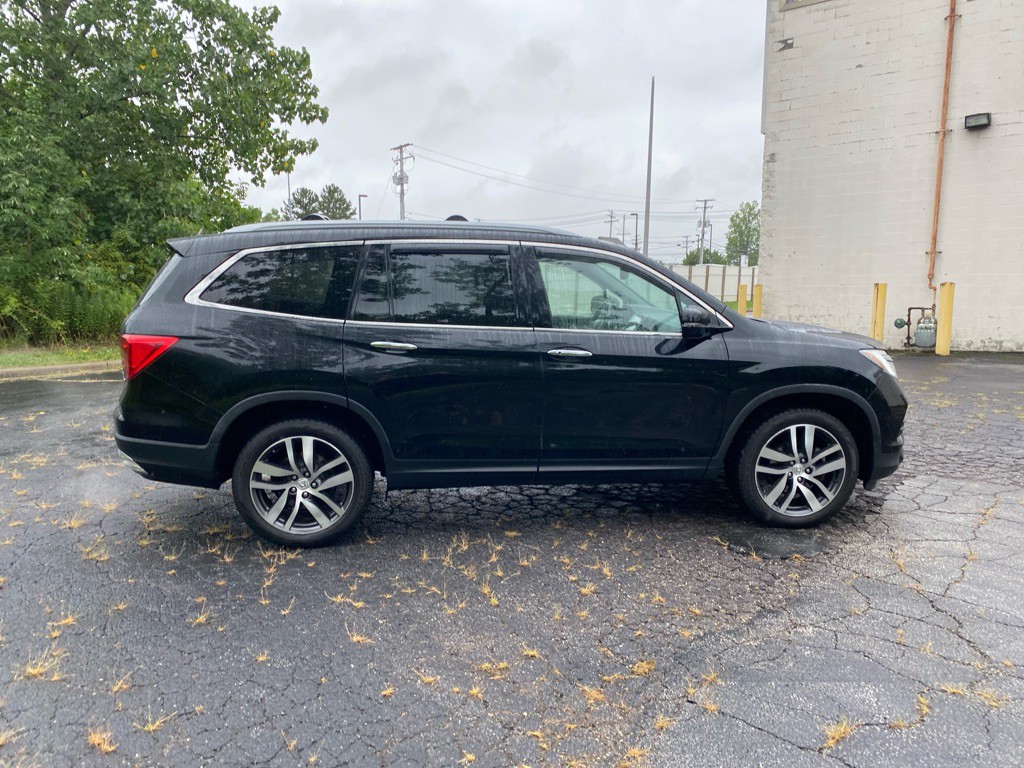 2017 Honda Pilot Image 6