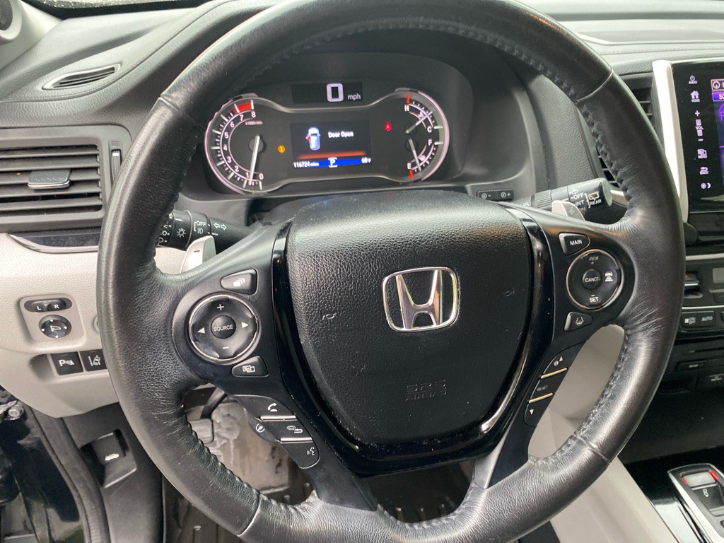 2017 Honda Pilot Image 13