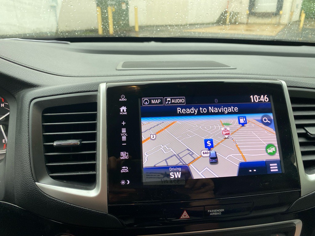 2017 Honda Pilot Image 16