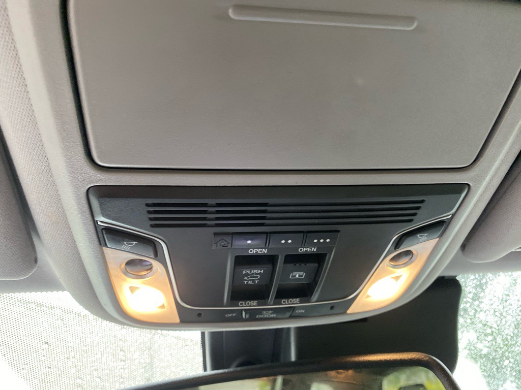 2017 Honda Pilot Image 18