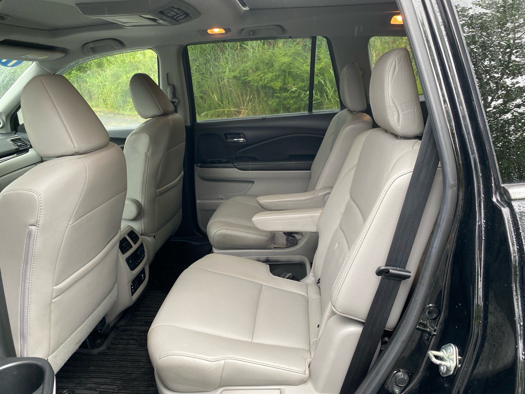 2017 Honda Pilot Image 21