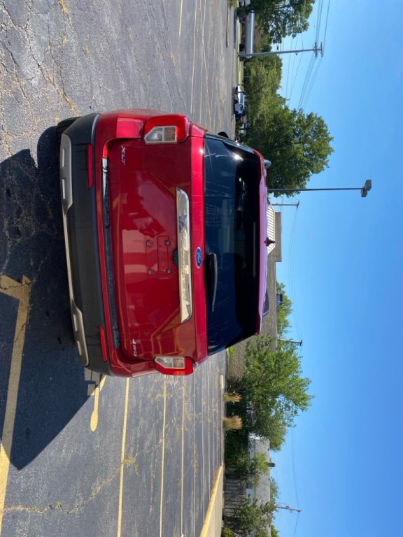 2021 Ford Explorer Image 4