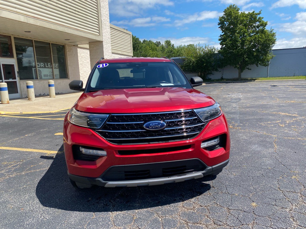 2021 Ford Explorer Image 8