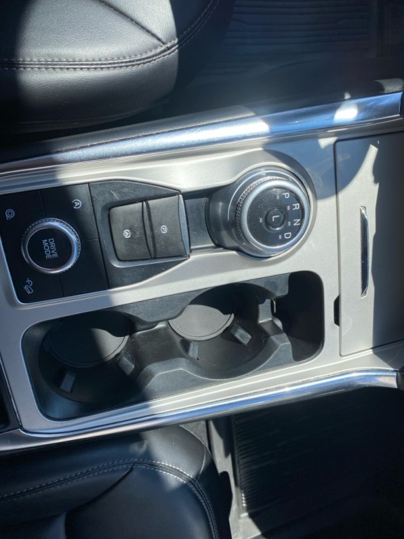 2021 Ford Explorer Image 16