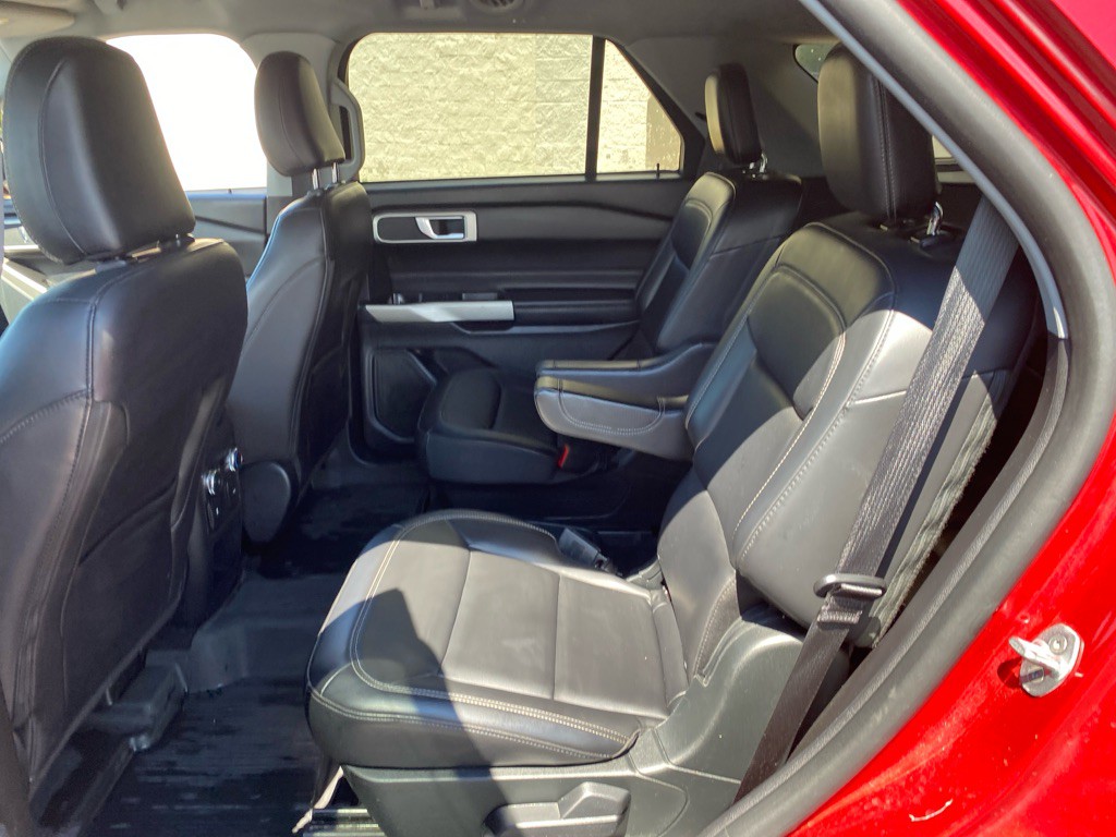 2021 Ford Explorer Image 19
