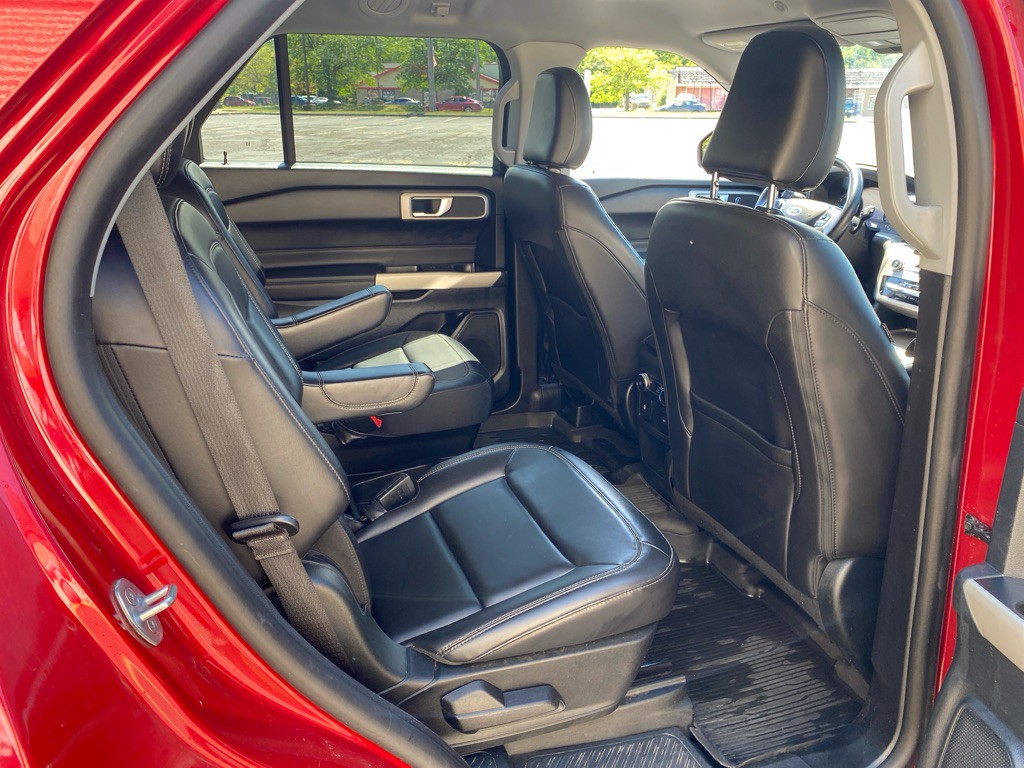 2021 Ford Explorer Image 23