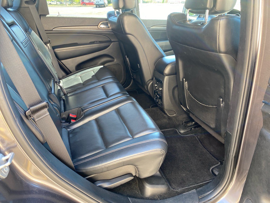 2015 Jeep Grand Cherokee Image 25