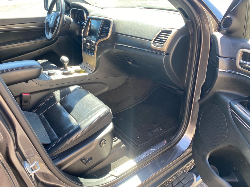 2015 Jeep Grand Cherokee Image 27