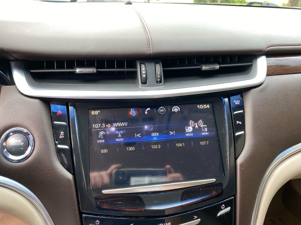 2013 Cadillac XTS Image 13