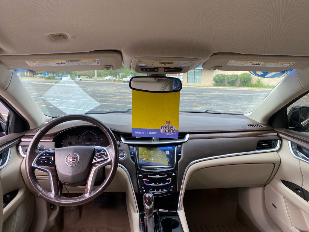 2013 Cadillac XTS Image 17