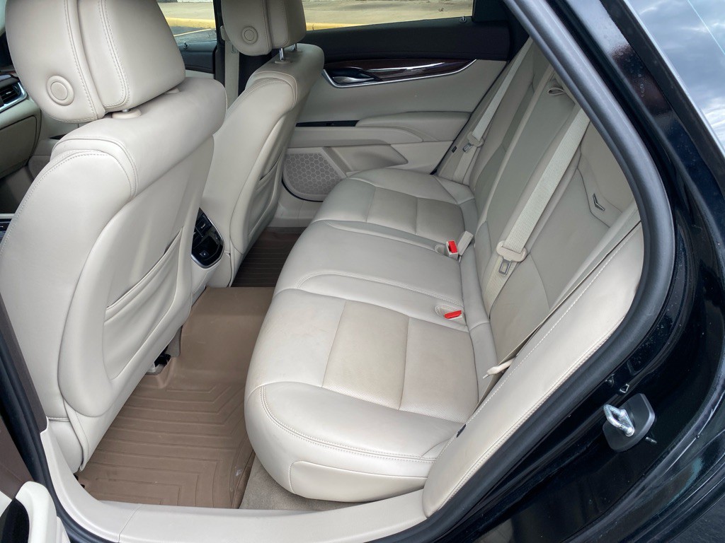 2013 Cadillac XTS Image 19