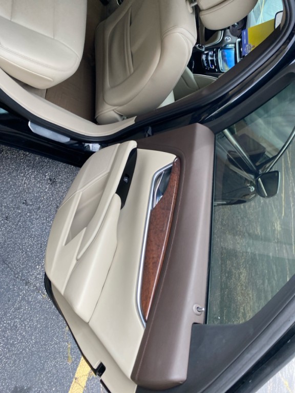 2013 Cadillac XTS Image 23