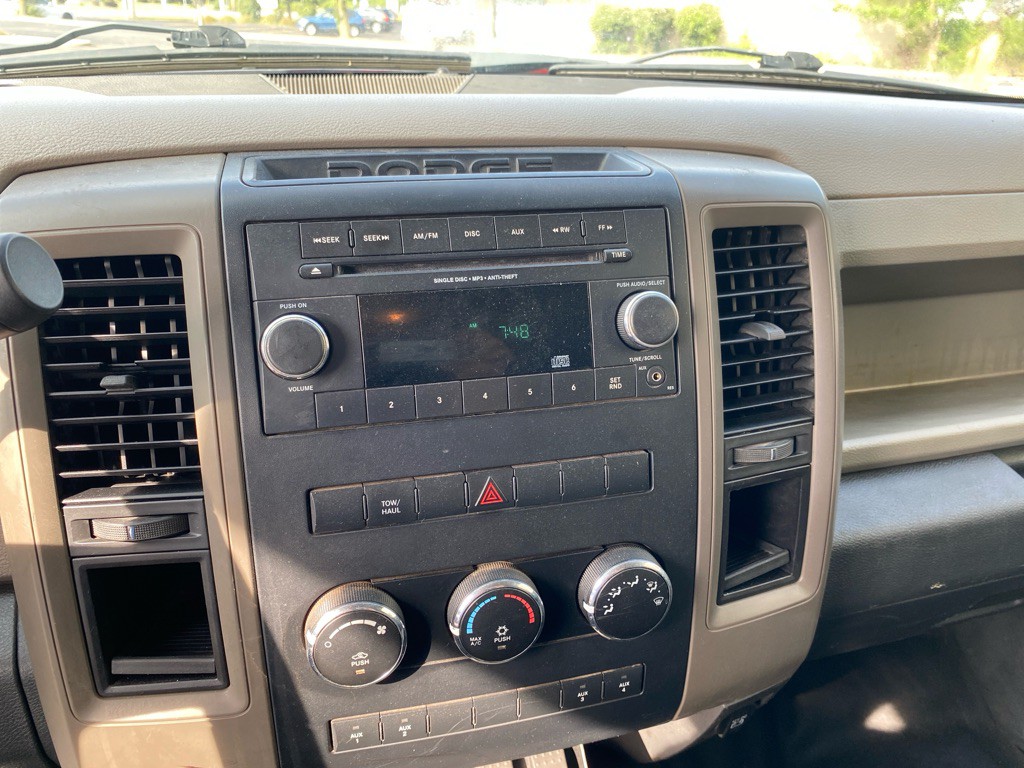 2012 Dodge Ram 3500 Image 14
