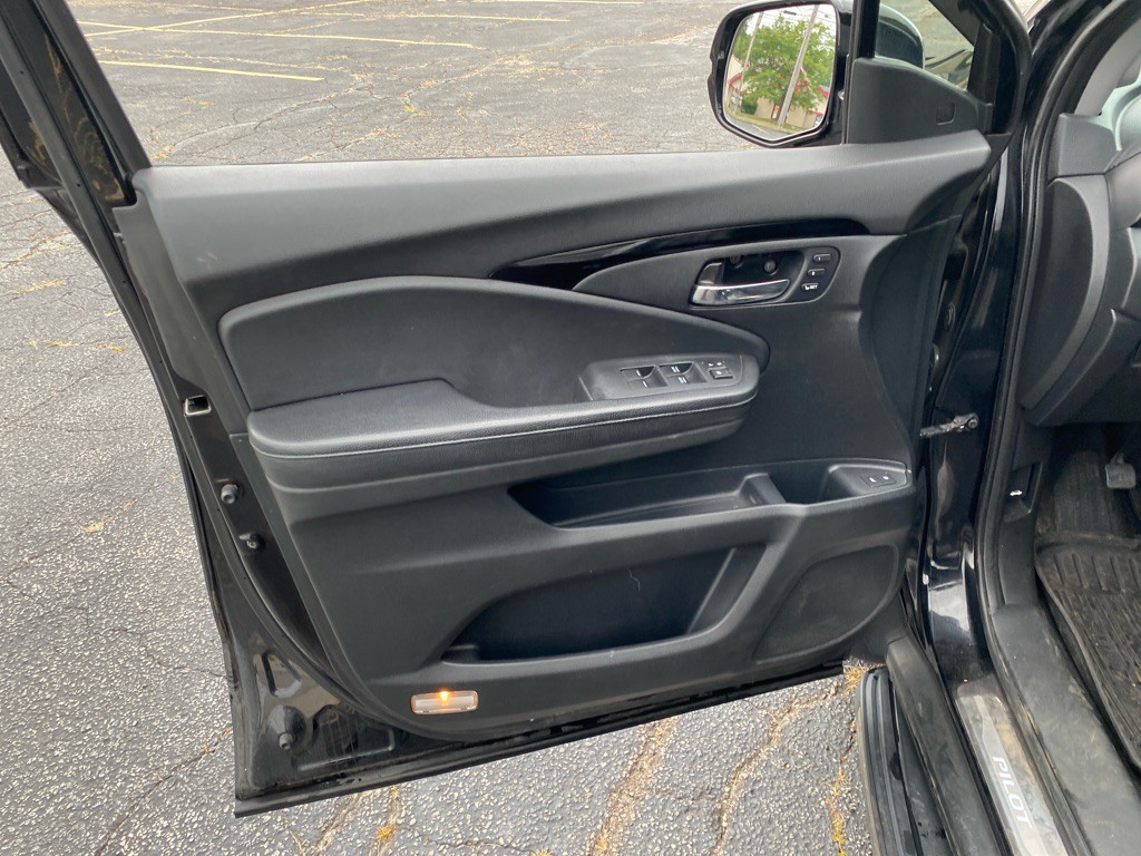 2016 Honda Pilot Image 12