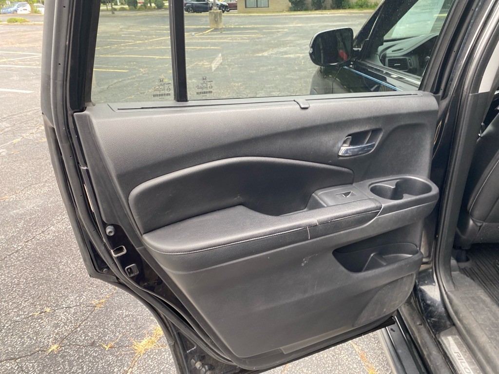2016 Honda Pilot Image 24