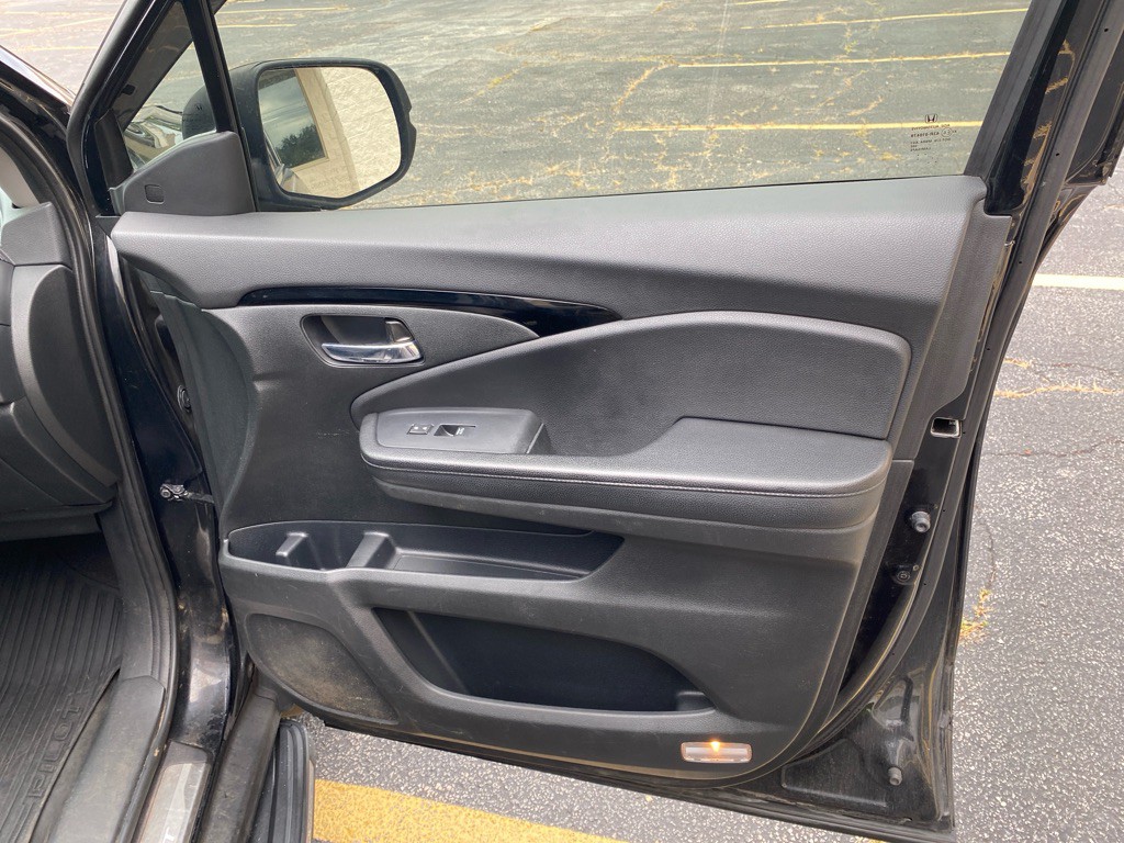 2016 Honda Pilot Image 31