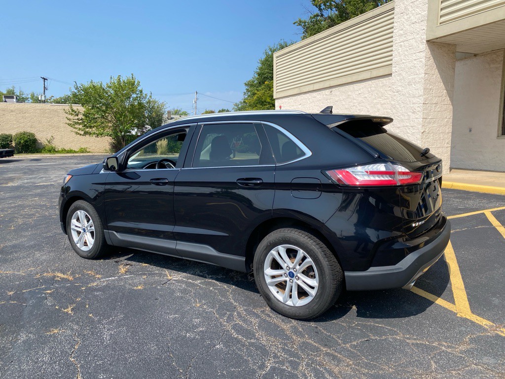 2020 Ford Edge Image 3