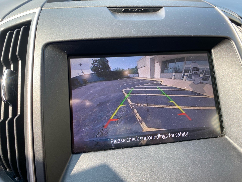 2020 Ford Edge Image 14