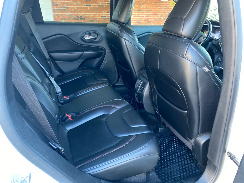 2019 Jeep Cherokee Image 21