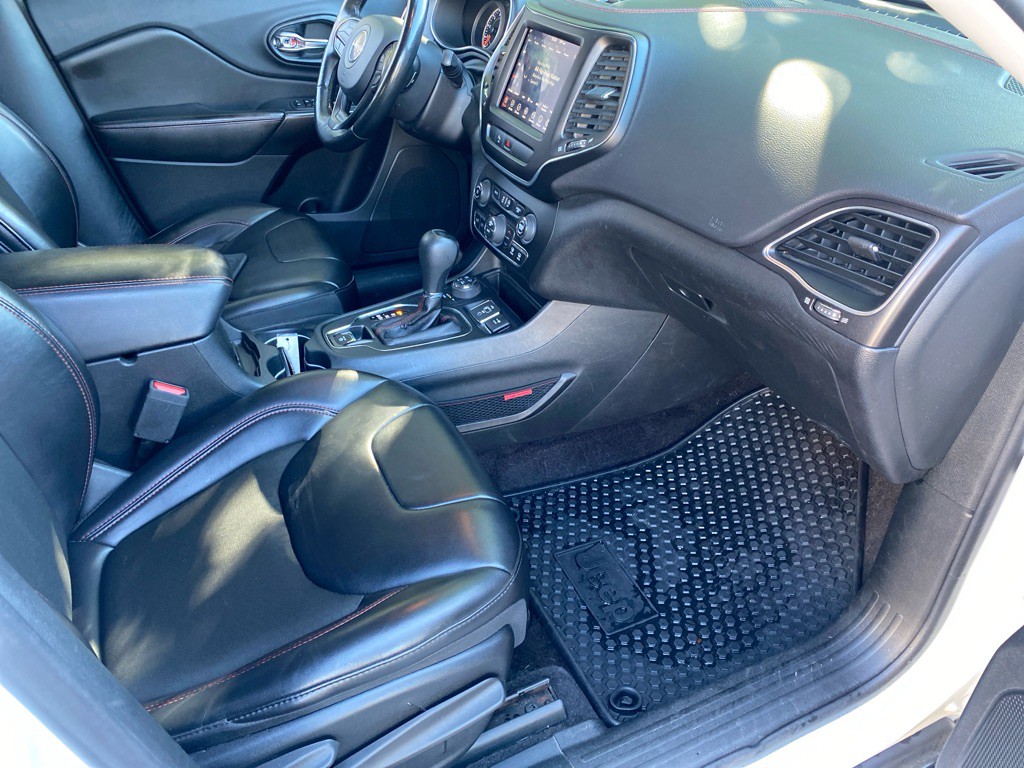 2019 Jeep Cherokee Image 23