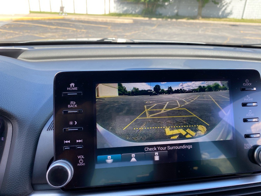 2019 Honda Accord Image 13
