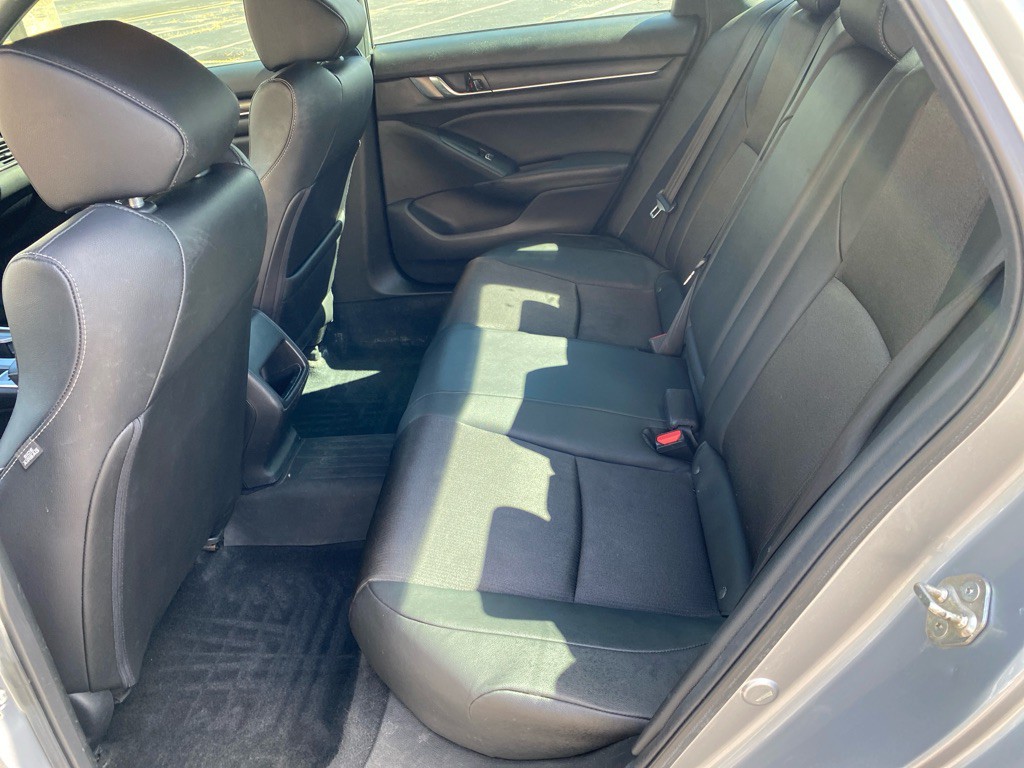 2019 Honda Accord Image 17