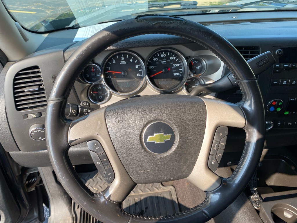 2011 Chevrolet Silverado 1500 Image 11