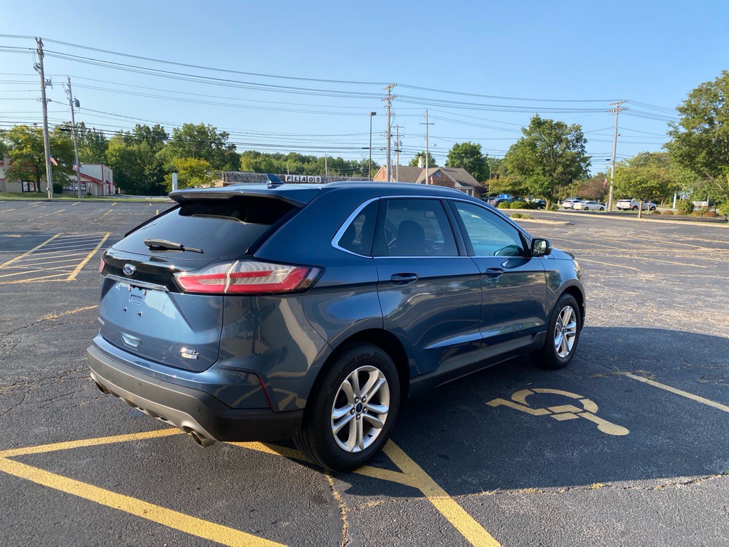 2019 Ford Edge Image 5