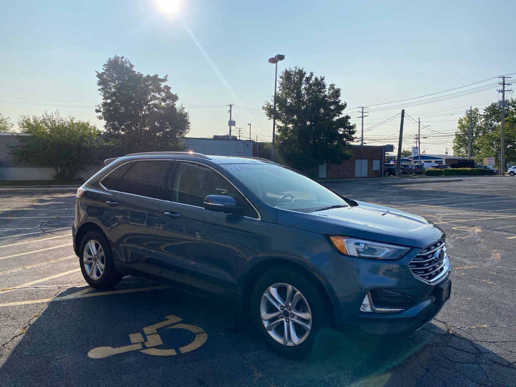 2019 Ford Edge Image 7
