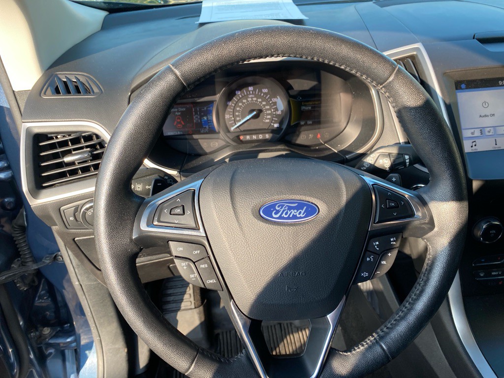 2019 Ford Edge Image 11