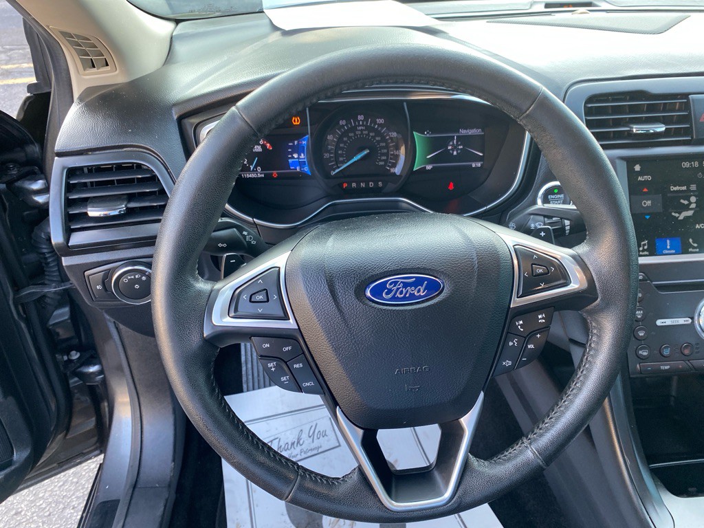 2017 Ford Fusion Image 11