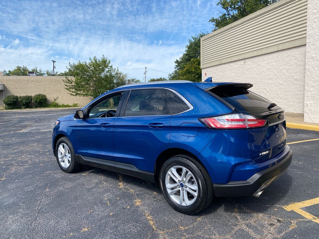 2020 Ford Edge Image 3