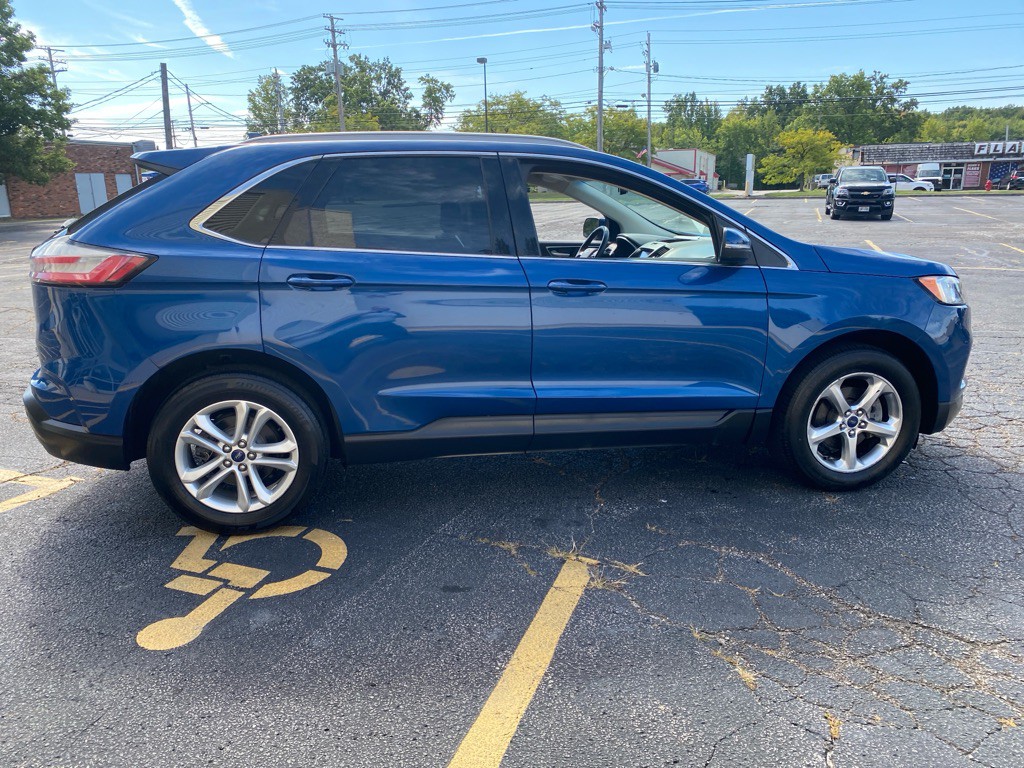 2020 Ford Edge Image 6