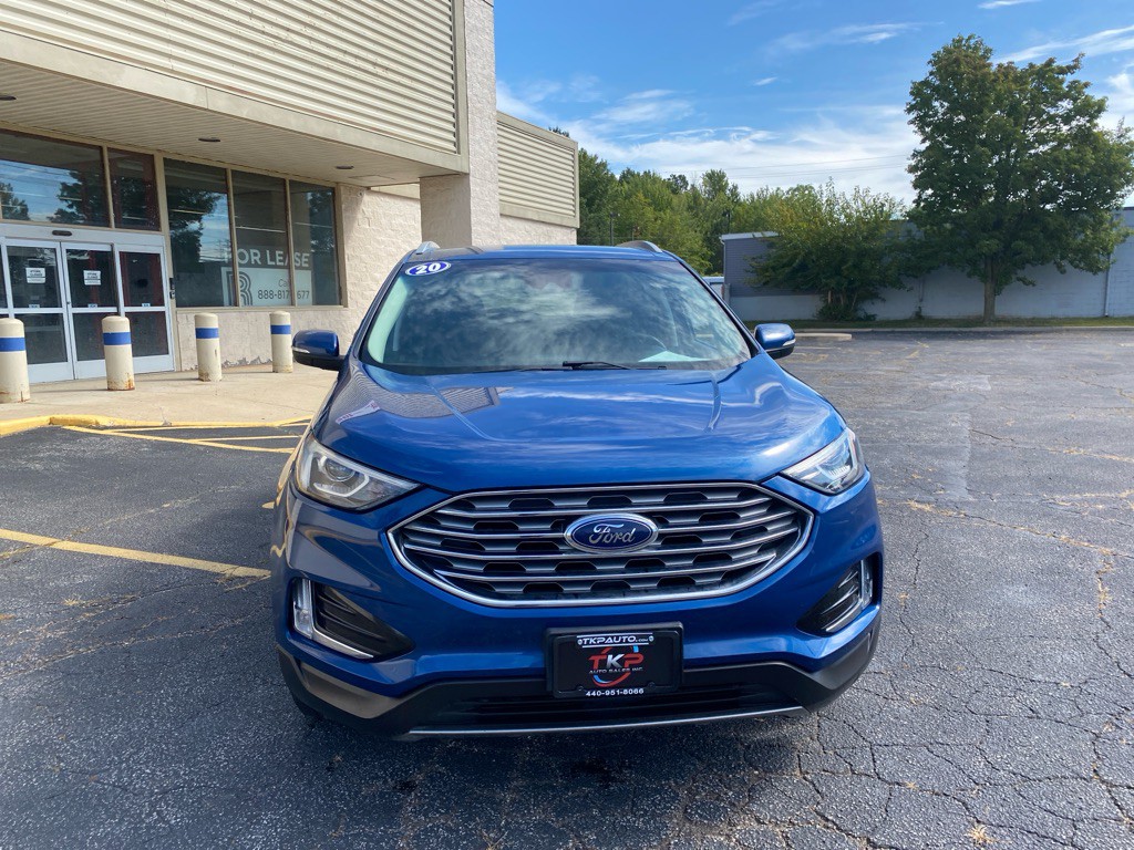 2020 Ford Edge Image 8