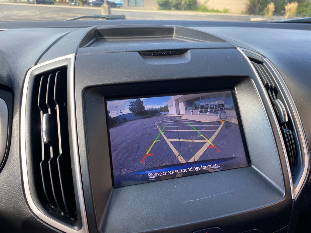 2020 Ford Edge Image 14