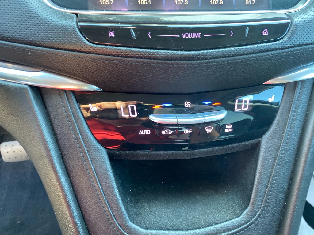 2017 Cadillac XT5 Image 16