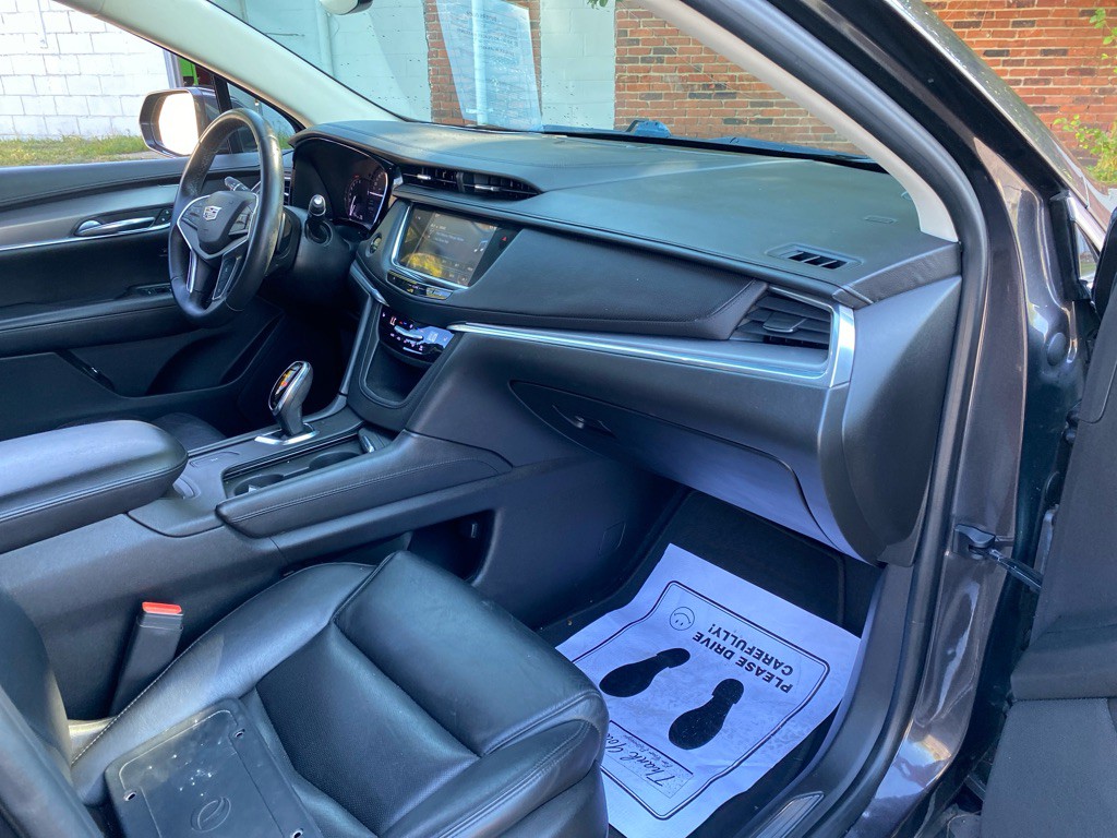2017 Cadillac XT5 Image 24