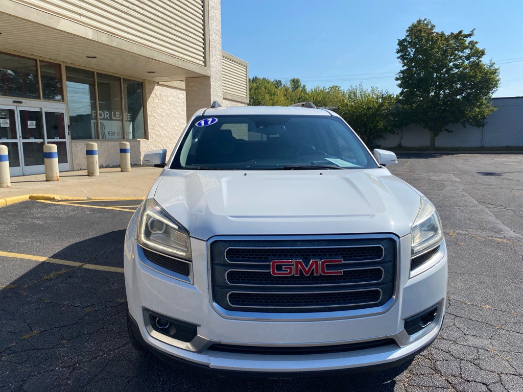 2017 GMC Acadia Image 8