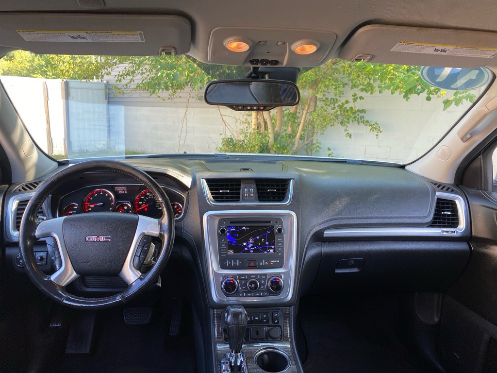 2017 GMC Acadia Image 17