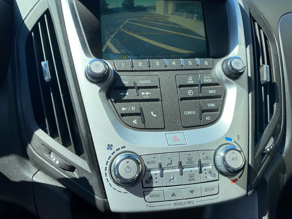 2016 Chevrolet Equinox Image 16