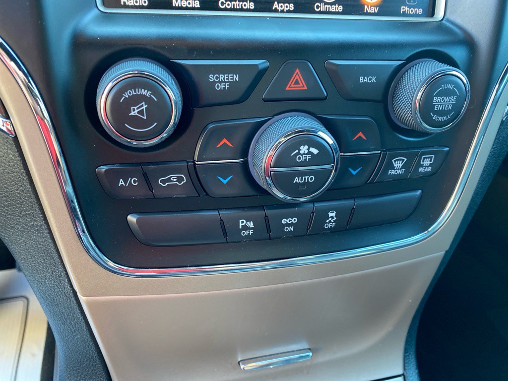 2015 Jeep Grand Cherokee Image 19