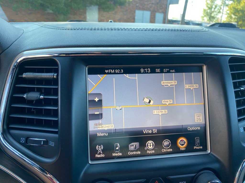 2014 Jeep Grand Cherokee Image 16