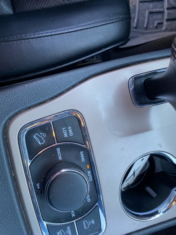 2014 Jeep Grand Cherokee Image 19